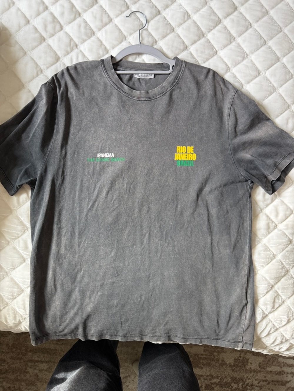 Zara Gray Short Sleeve Graphic Tee with Yellow & Green Print